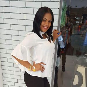 Meet your Posher, Ana rosa